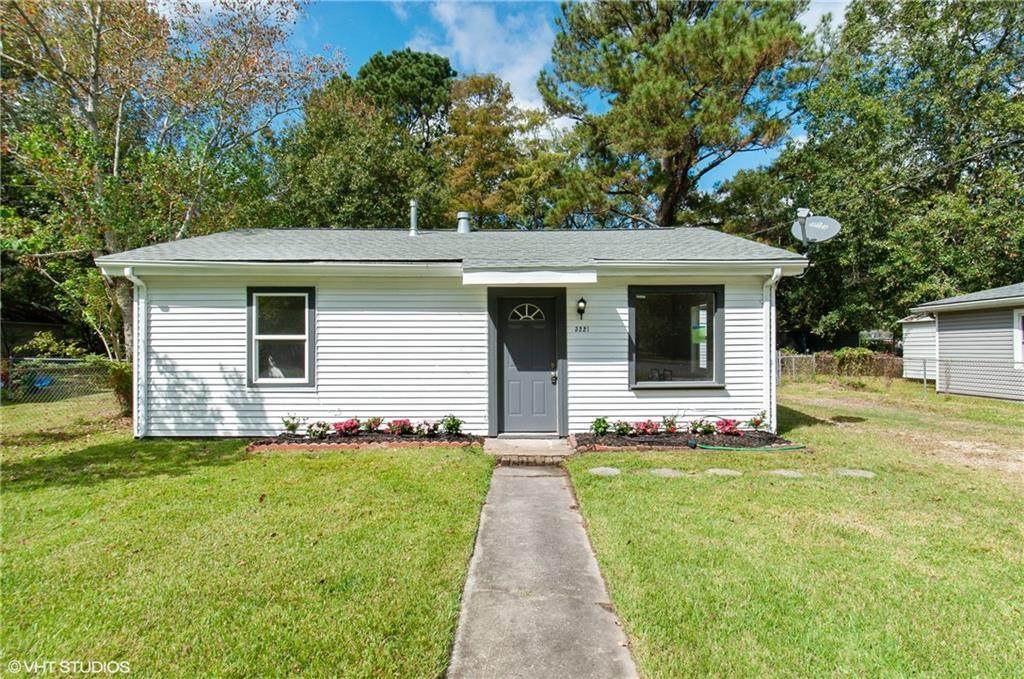 3221 Carey Street - Photo 1