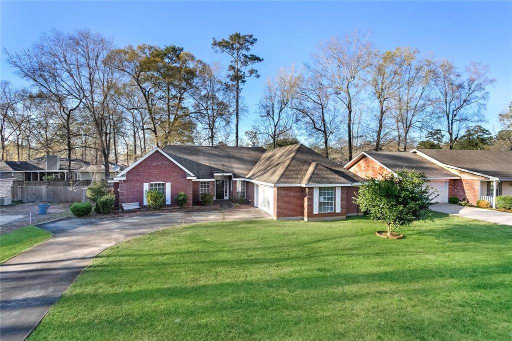 2010 Red Oak Lane - Photo 1