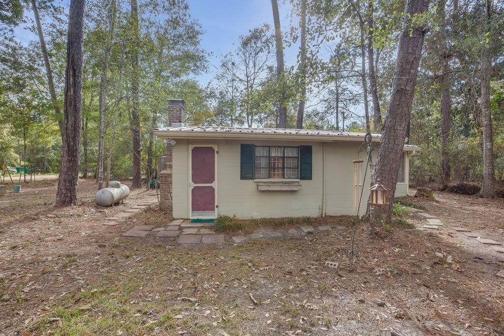 26162 Pichon Road - Photo 1