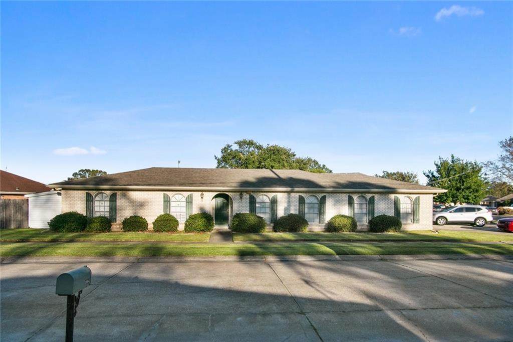 4653 Robin Street - Photo 1