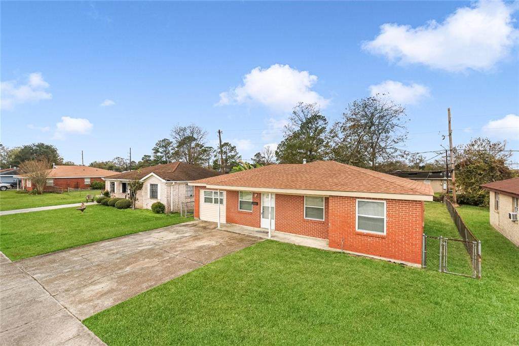 265 Glen Della Drive - Photo 1