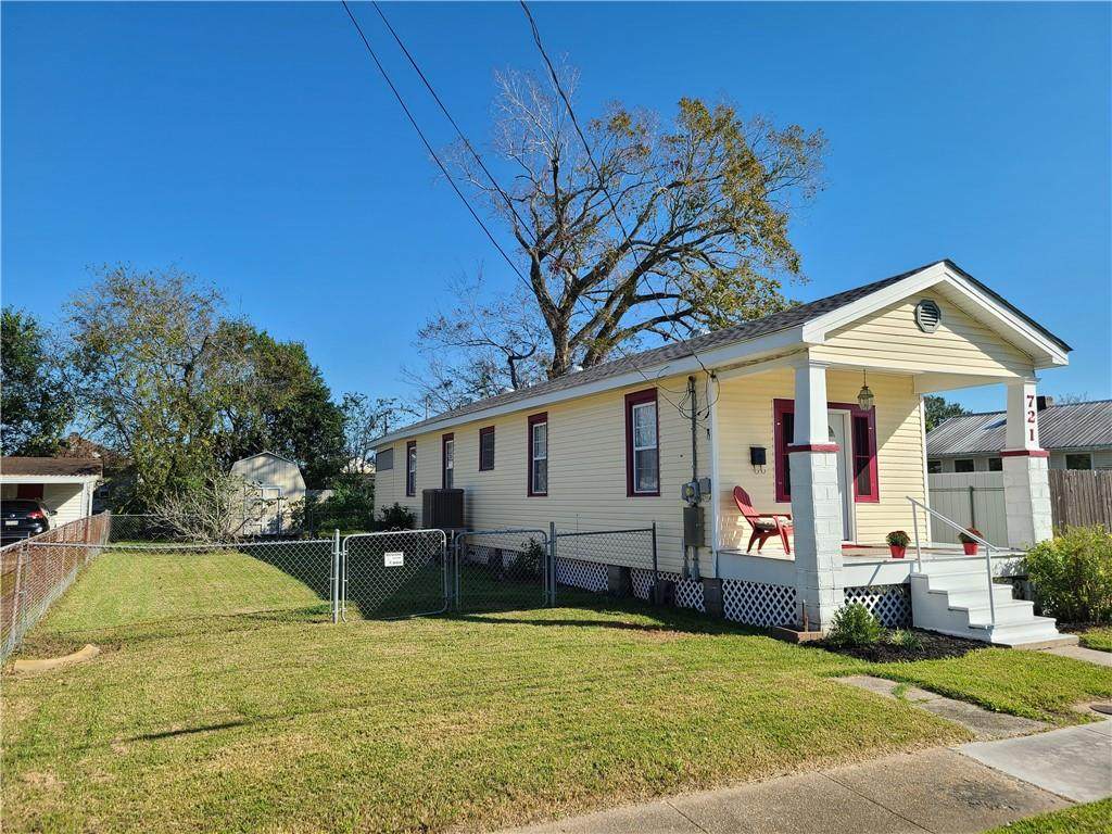 721 Avenue A Avenue - Photo 1