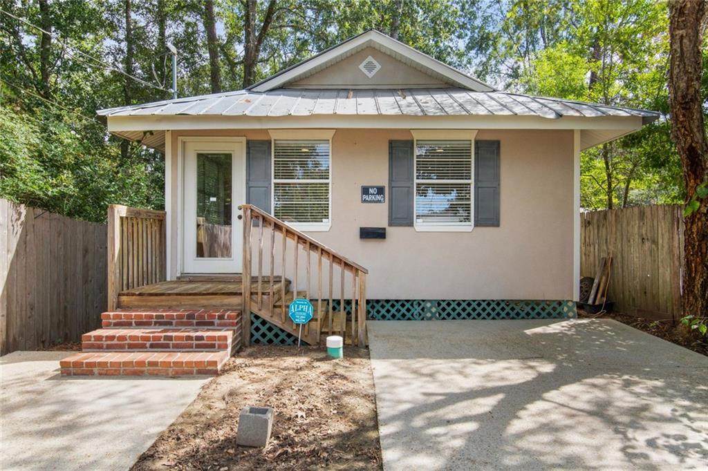 821 Asbury Drive - Photo 1