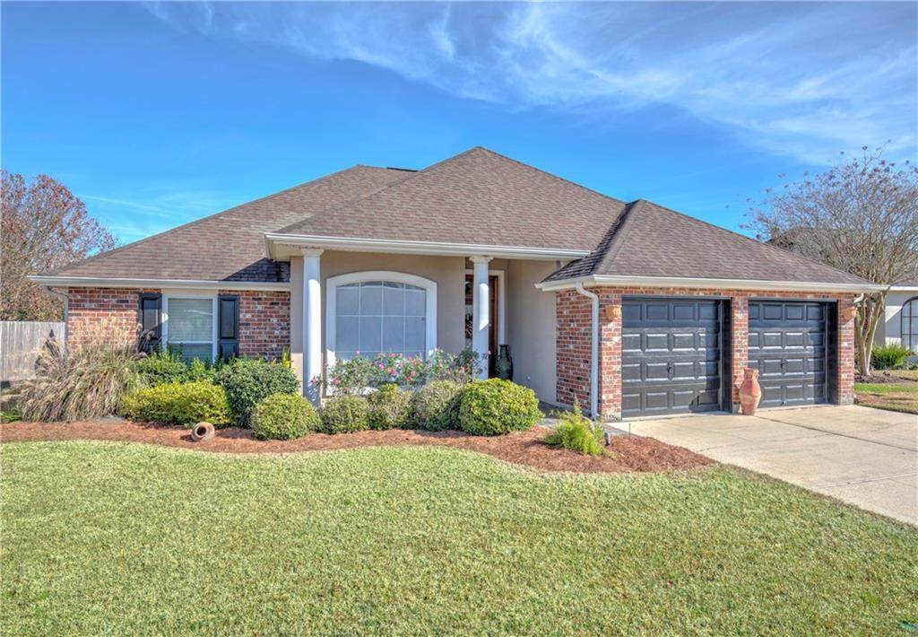 137 Oak Bend Drive - Photo 1