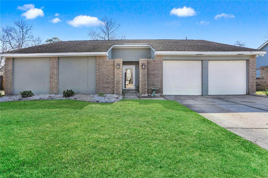 111 Dixie Circle - Photo 1