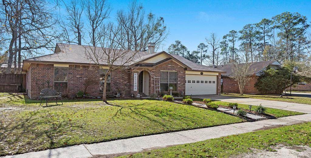 135 Forest Drive - Photo 1
