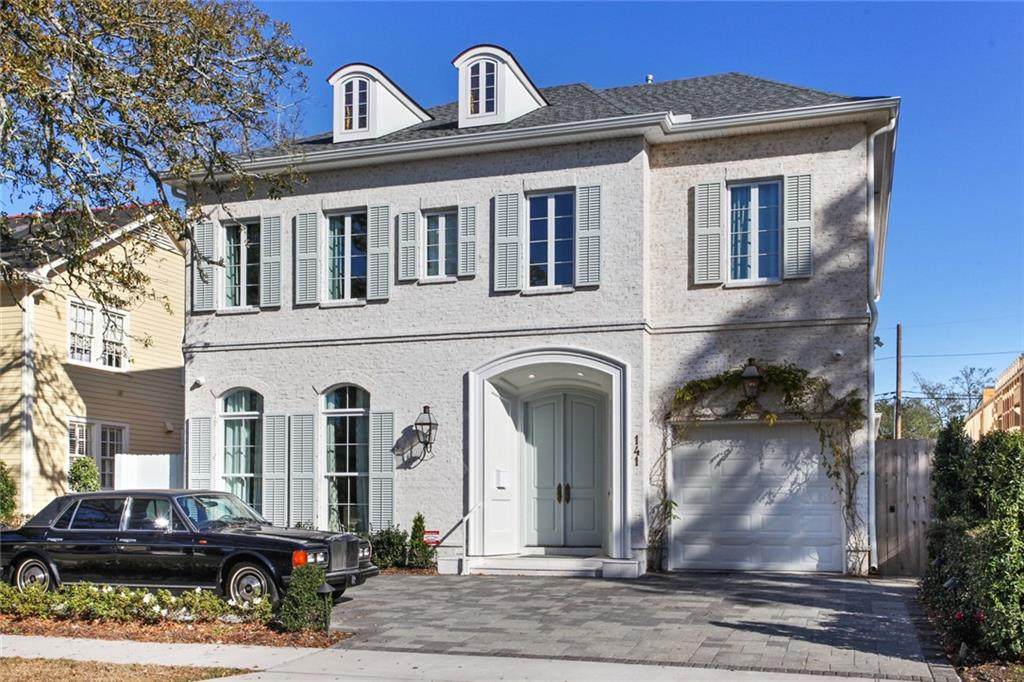141 Arlington Drive - Photo 1