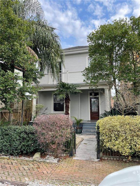 723 Hillary Street - Photo 1