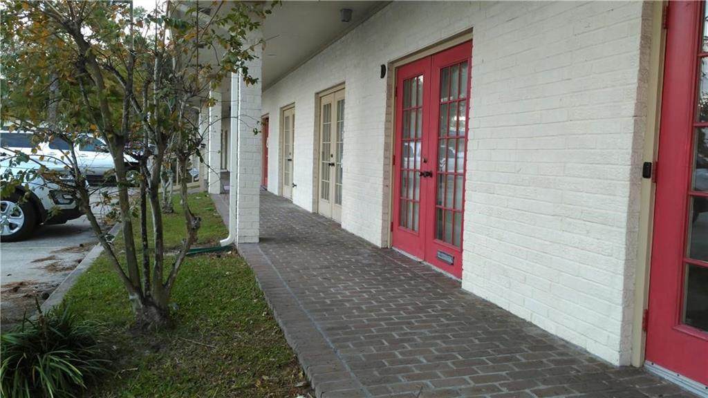 770 Gause Boulevard - Photo 1