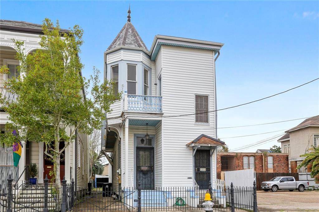 2833-35 Carondelet Street - Photo 1
