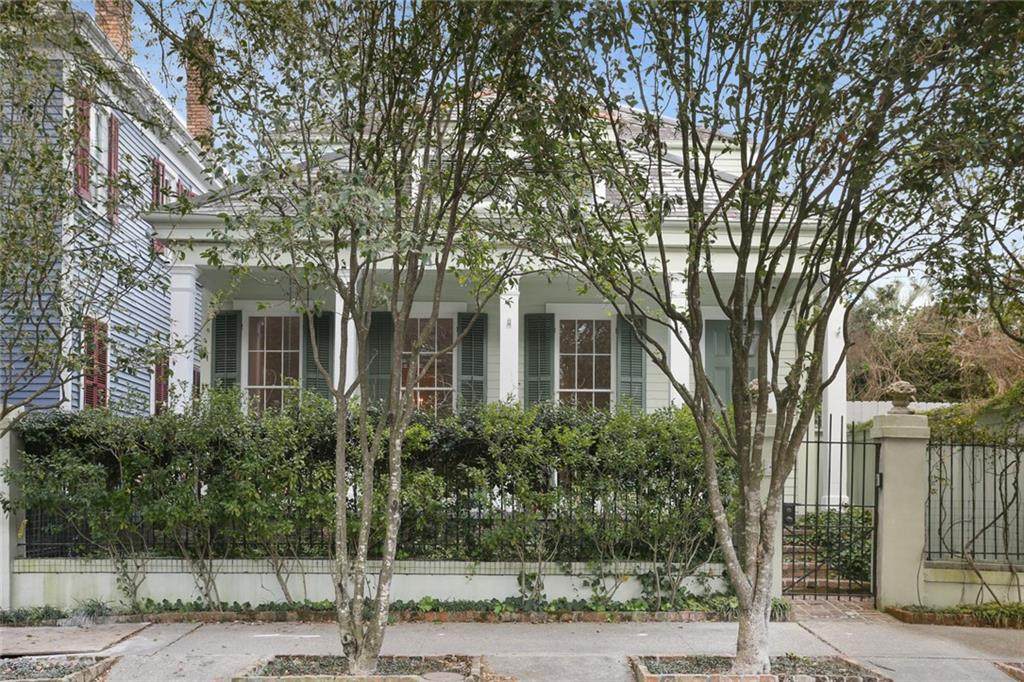 1123 Second Street - Photo 1