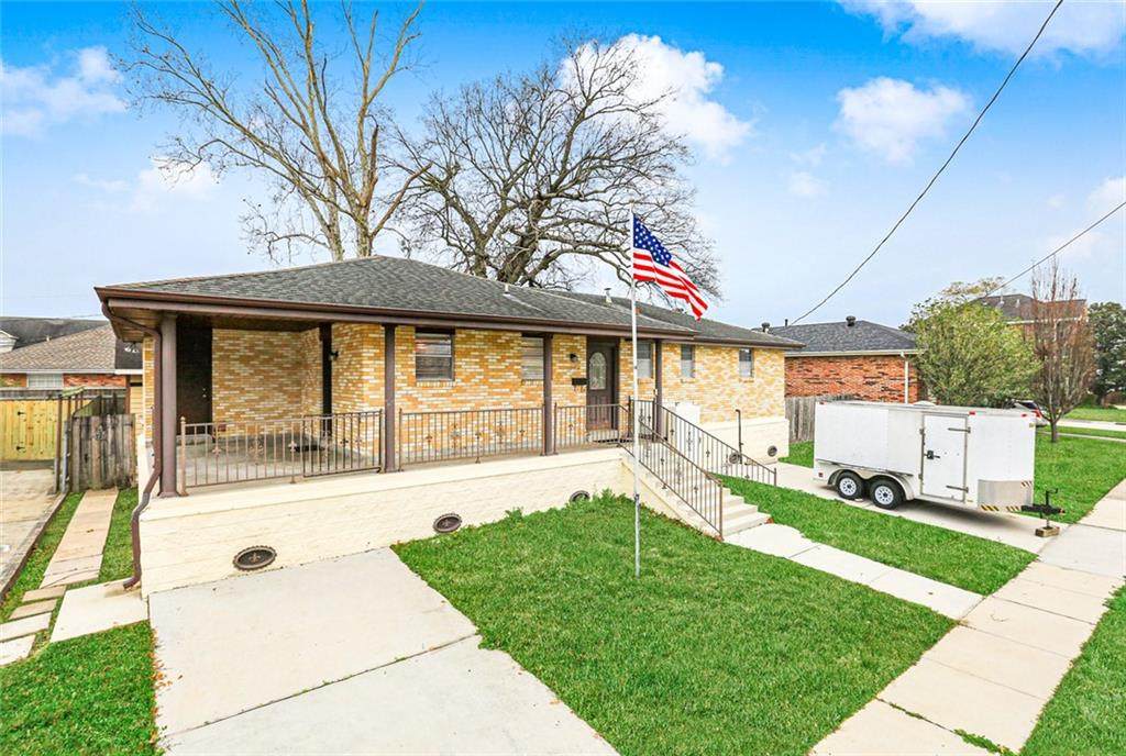 2116 Taft Park - Photo 1
