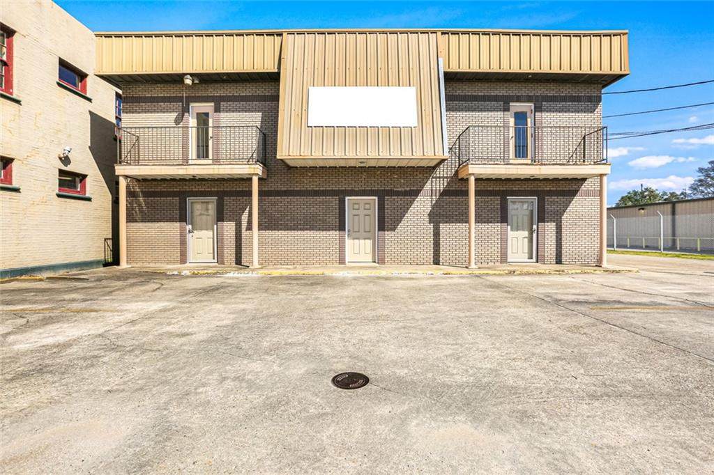 15608 River Road - Photo 1