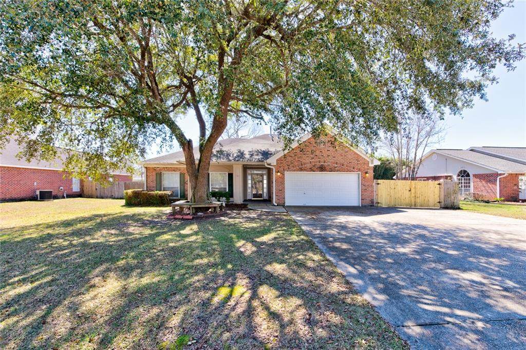 521 Redbud Lane - Photo 1
