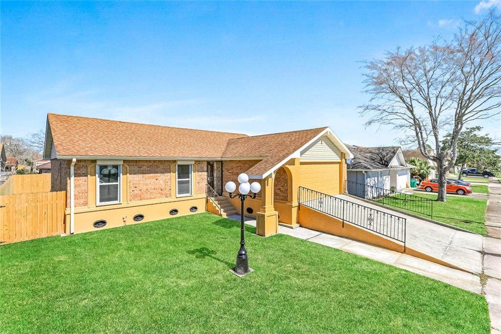 4040 Indigo Drive - Photo 1