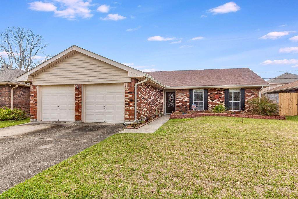 256 Firethorn Drive - Photo 1