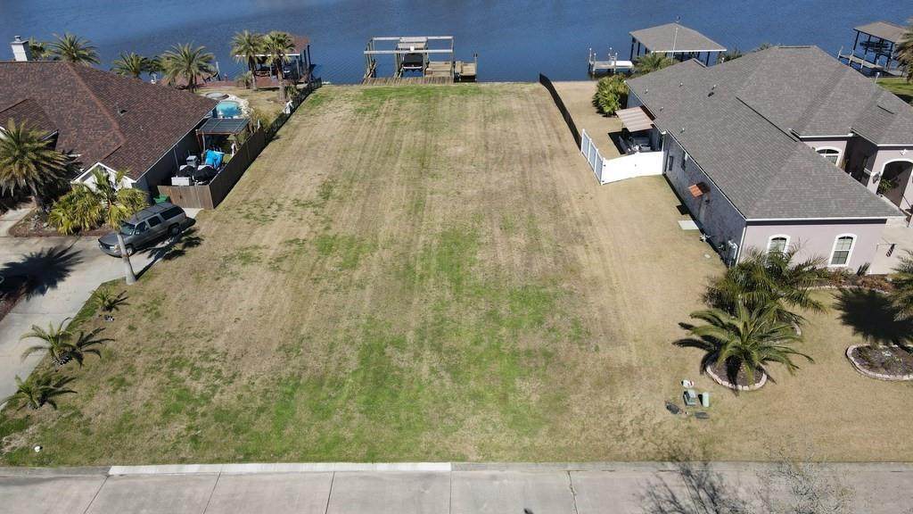 2315 Sunset Boulevard - Photo 1