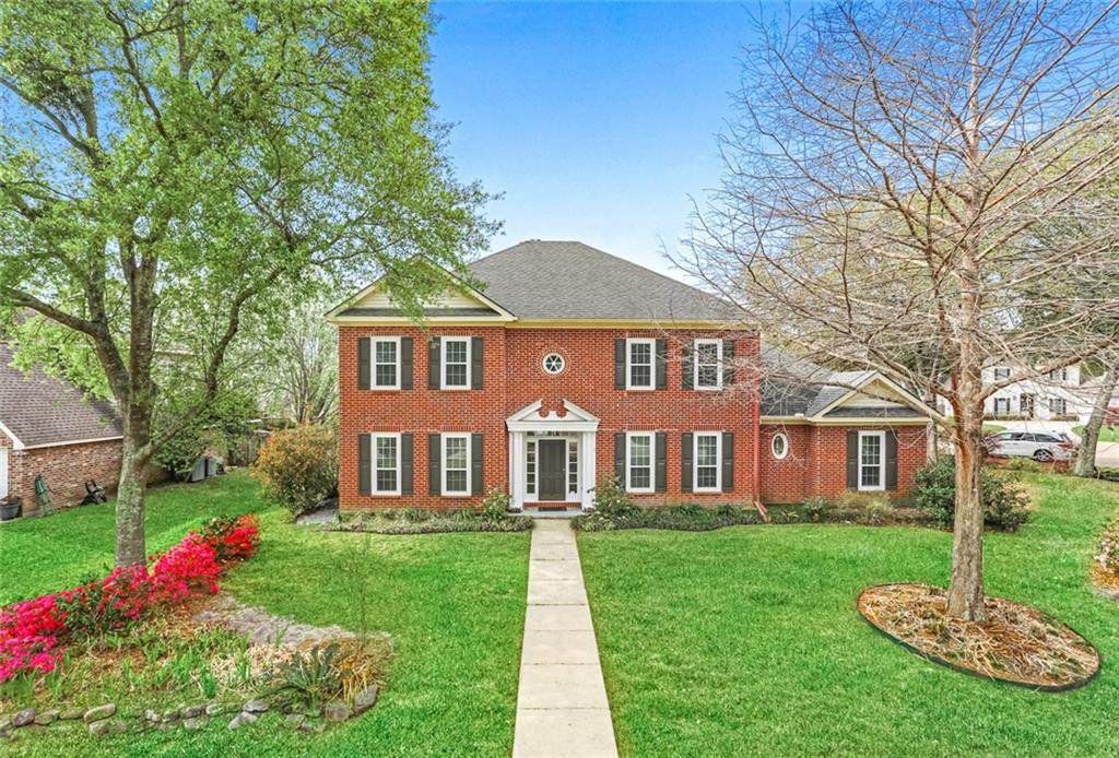 91 Longwood Drive - Photo 1