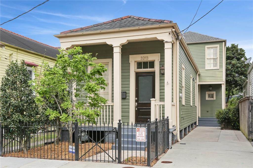 3213 Annunciation Street - Photo 1