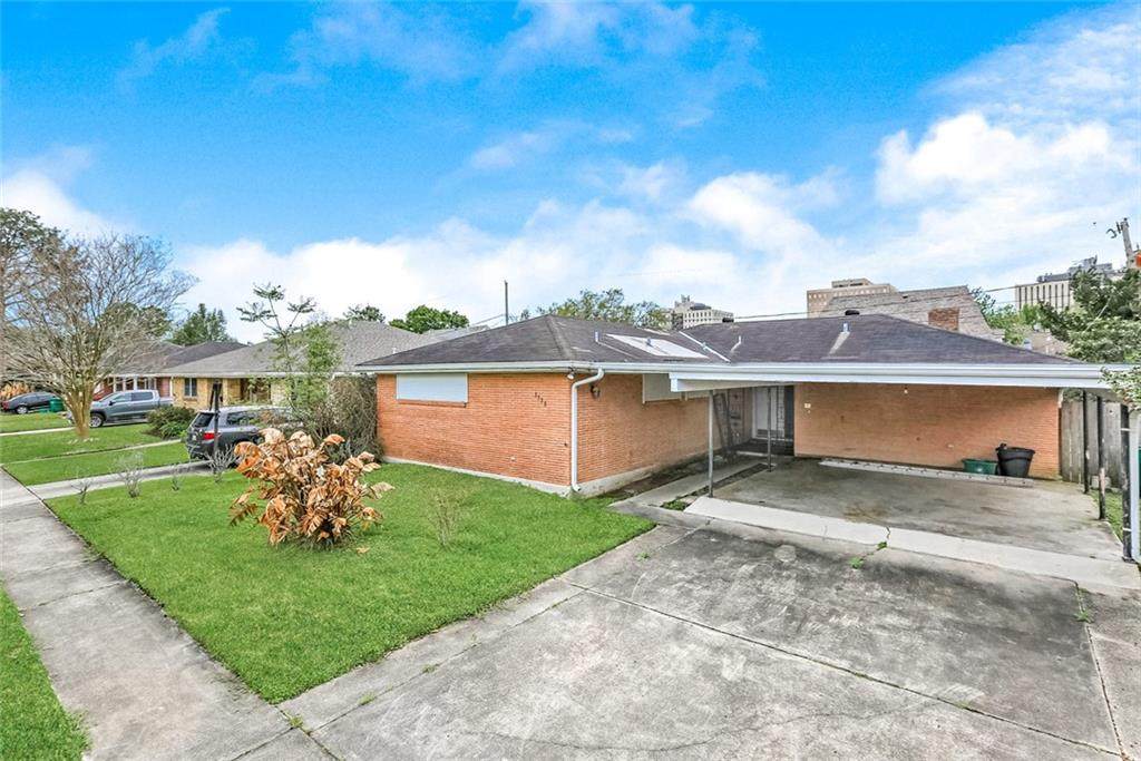 3536 Labarre Road - Photo 1