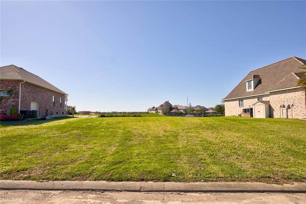 1692 Vela Cove - Photo 1