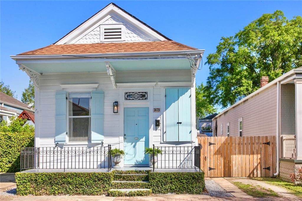 3619 Laurel Street - Photo 1
