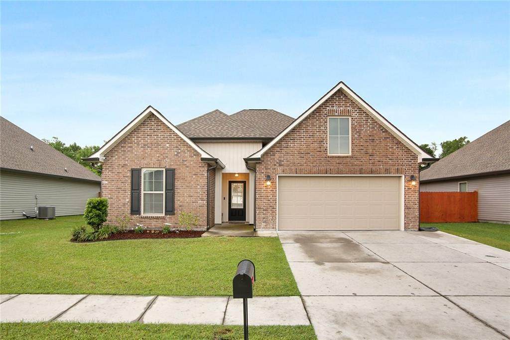 303 Ashton Oaks Lane - Photo 1