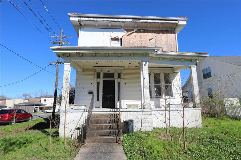 6753 West End Boulevard - Photo 1
