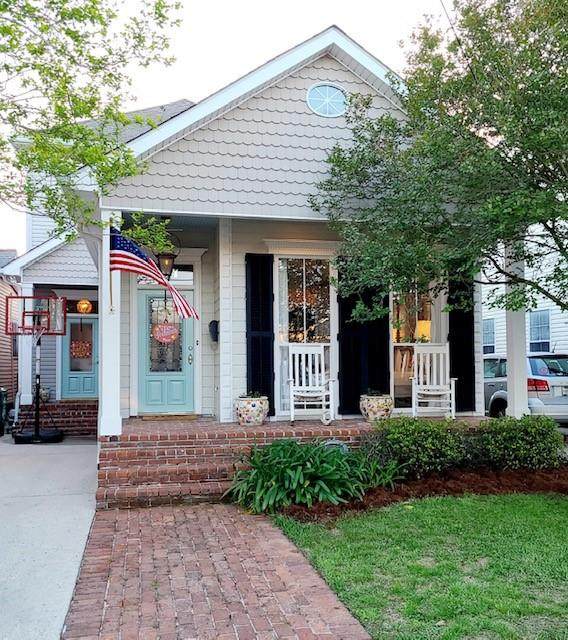 504 Lavoisier Street - Photo 1