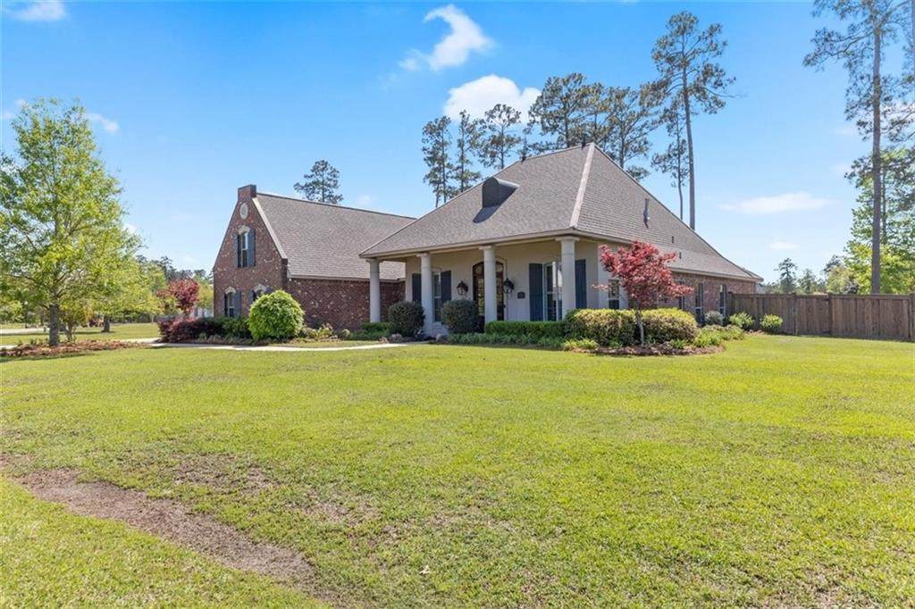 300 Seminole Circle - Photo 1