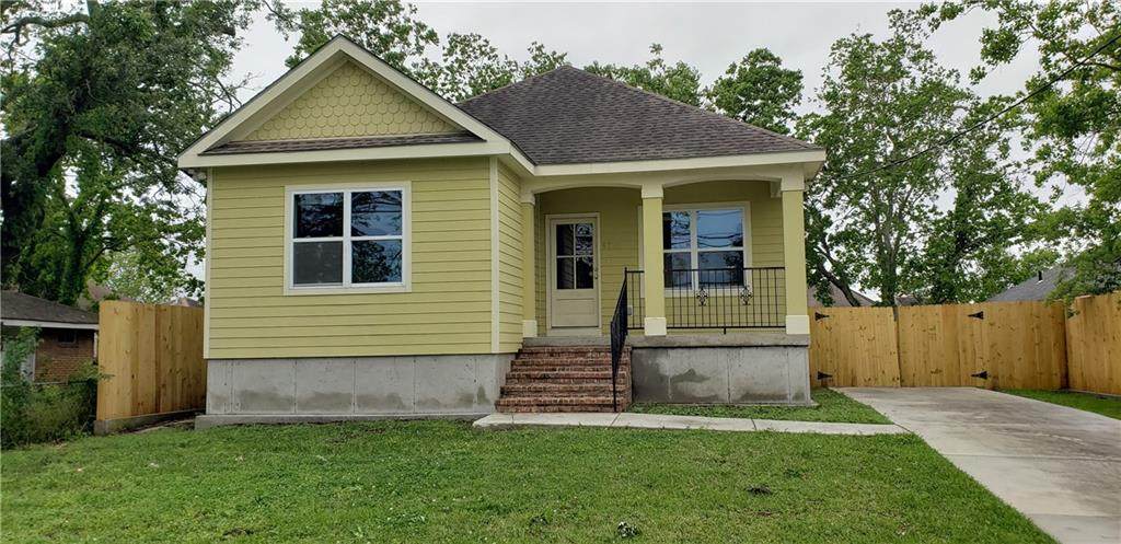 5716 Campus Boulevard - Photo 1