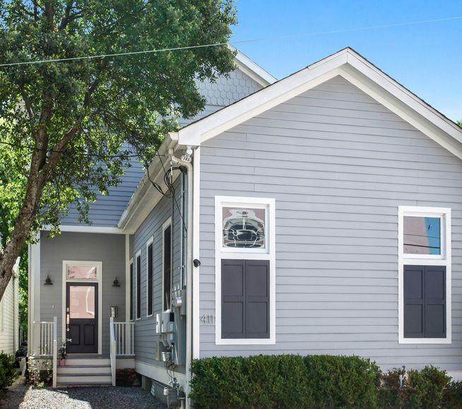 411 Adams Street - Photo 1
