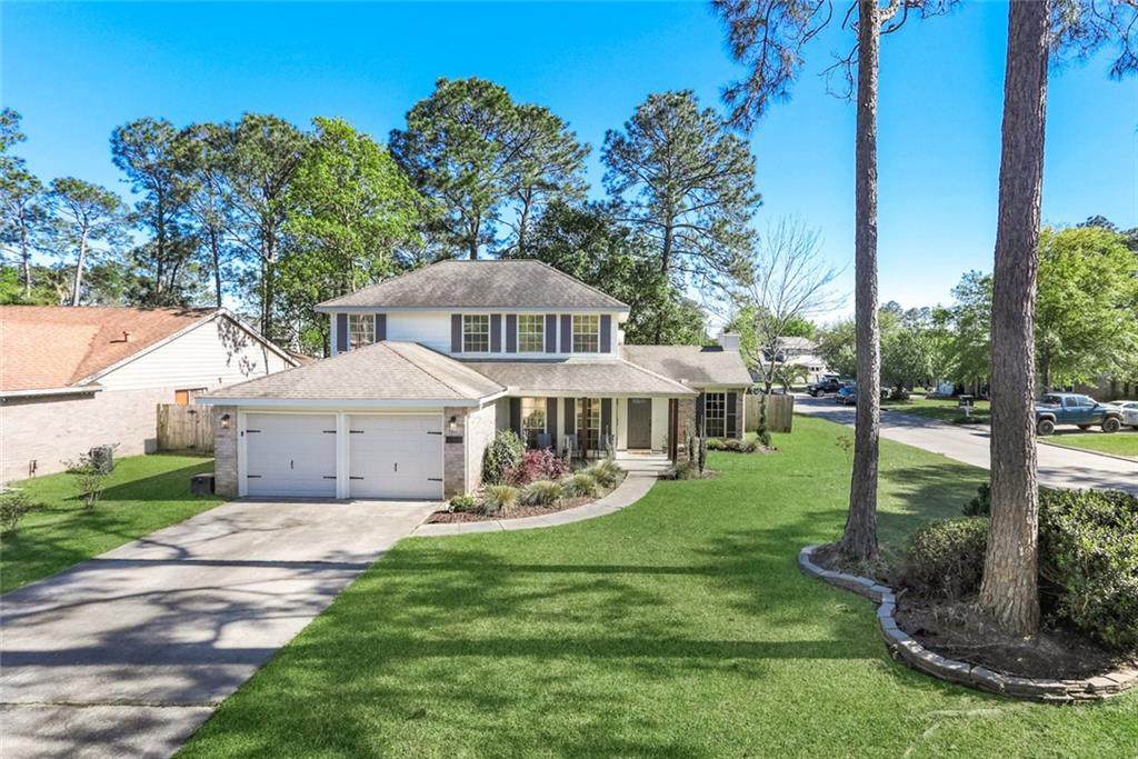 110 Larchwood Drive - Photo 1