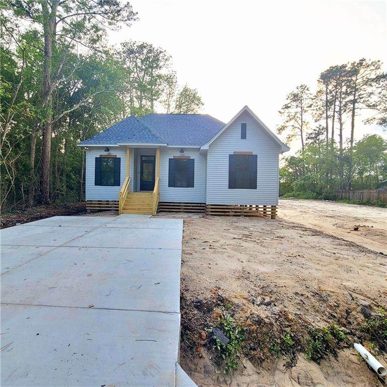 57467 Cedar Avenue - Photo 1