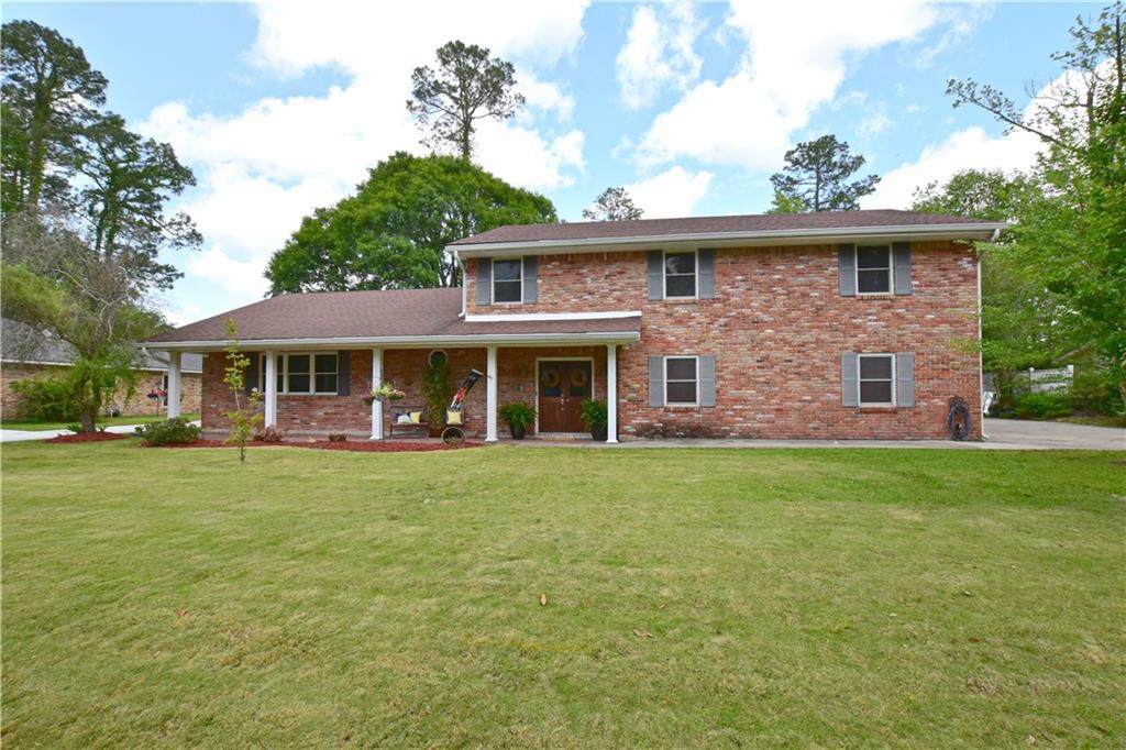 430 Country Club Boulevard - Photo 1