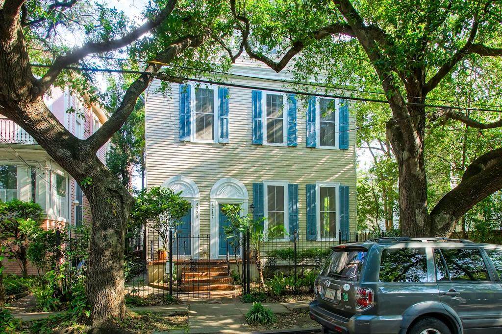 4717 Carondelet Street - Photo 1
