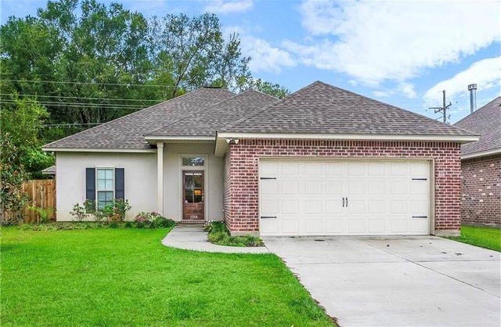 17258 Paddock Circle - Photo 1