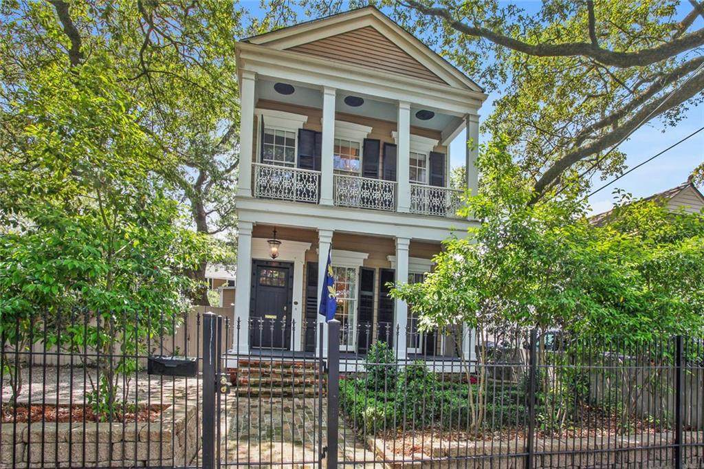 920 Louisiana Avenue - Photo 1