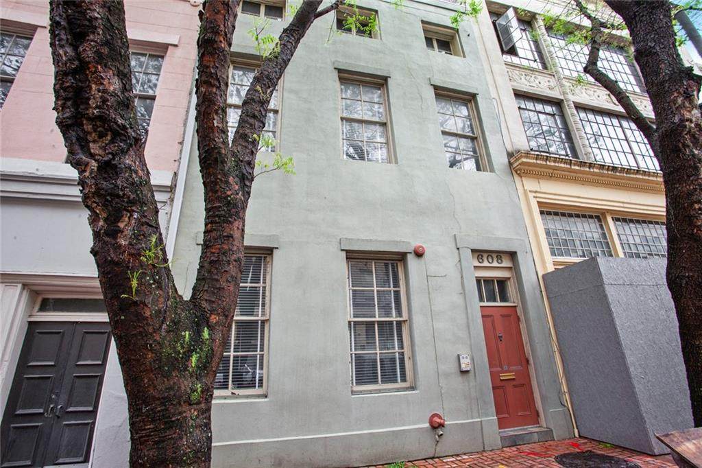 608 Baronne Street - Photo 1