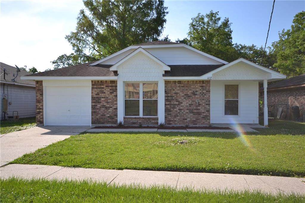 657 Dandelion Drive - Photo 1