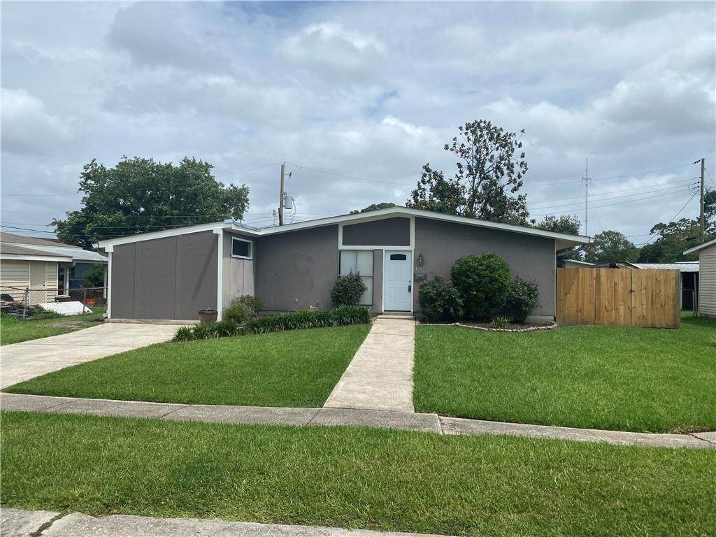 2023 Dartmouth Street - Photo 1