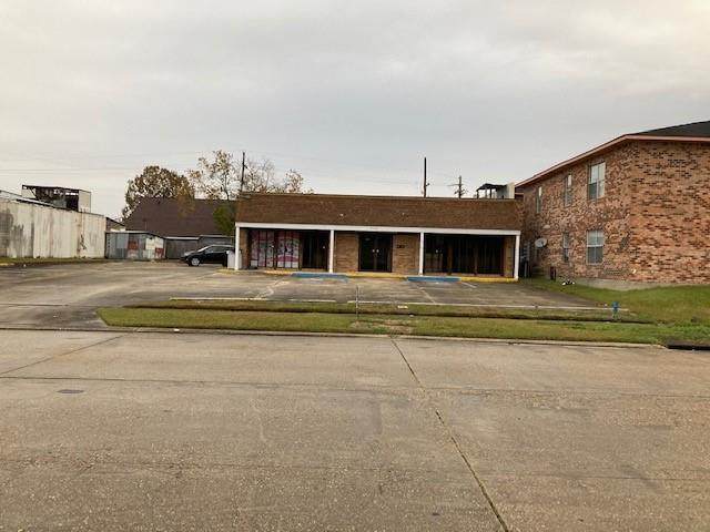 9515 Delcourt Avenue - Photo 1