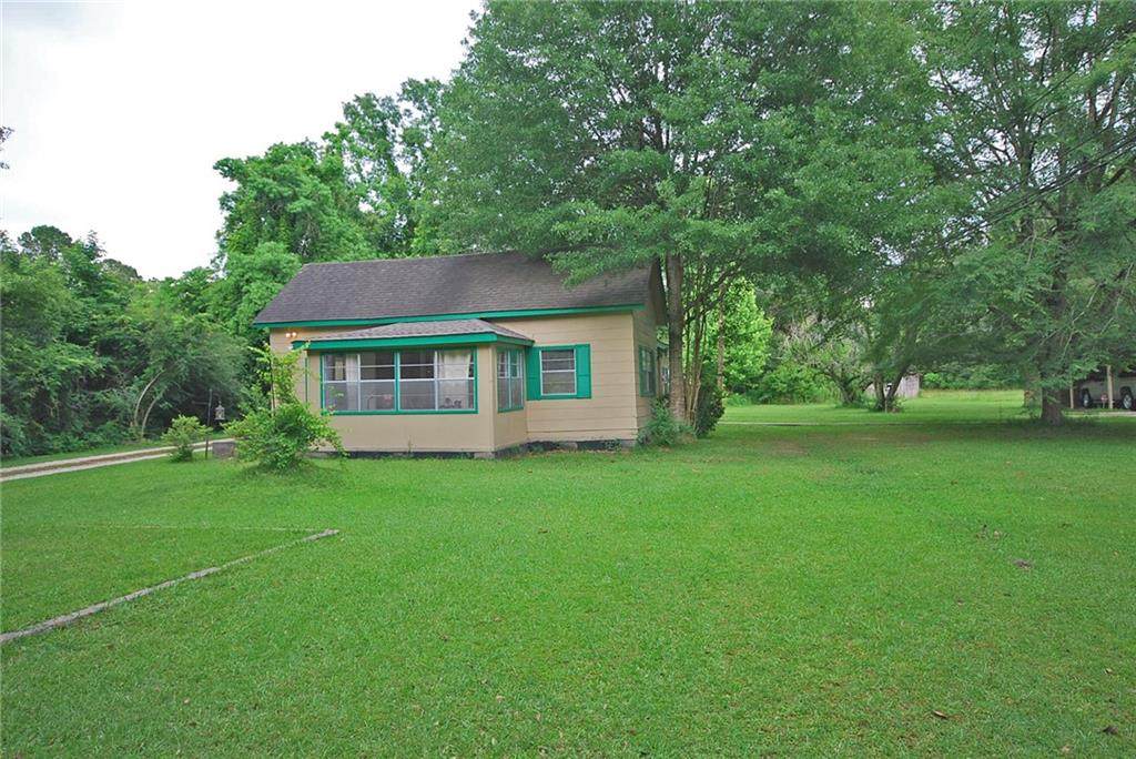 43200 Happywoods Road - Photo 1