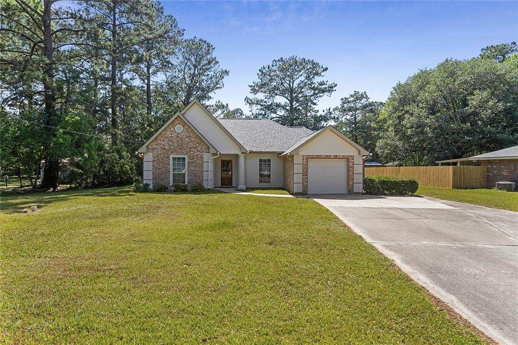 42 Helen Drive - Photo 1