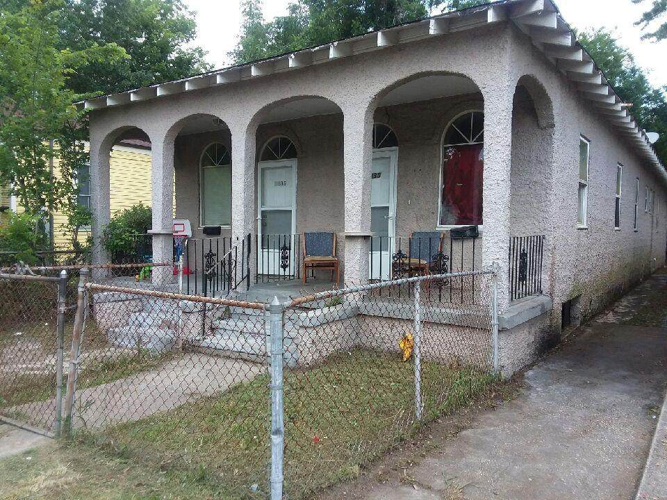 5433-5435 Burgundy Street - Photo 1