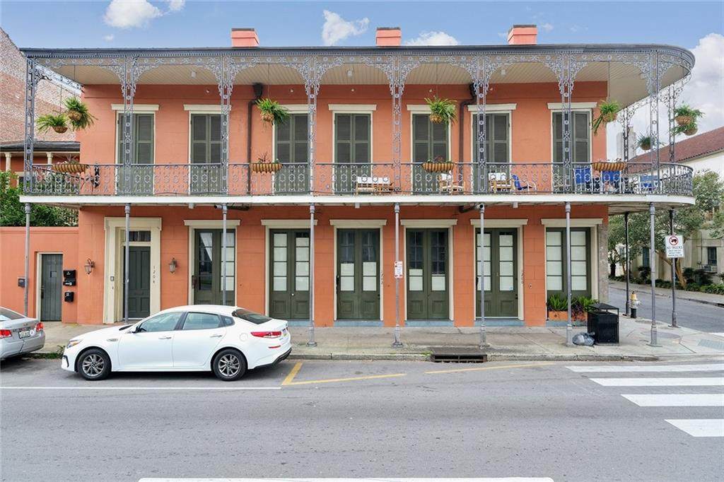 1202 Rampart Street - Photo 1