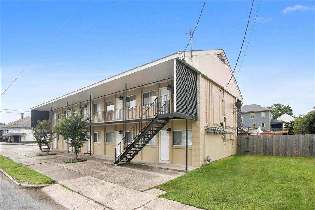 3300 Baronne Street - Photo 1