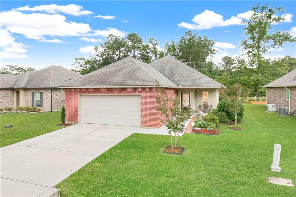 708 Branch Crossing Drive - Photo 1