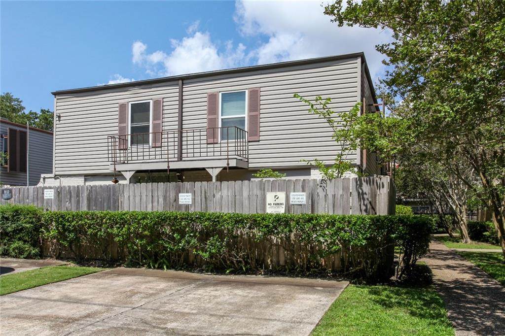 1128 Lake Avenue - Photo 1