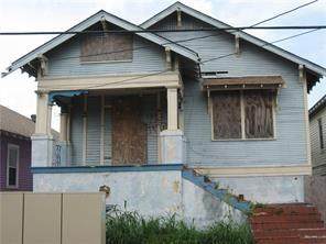 2537 Frenchmen Street - Photo 1